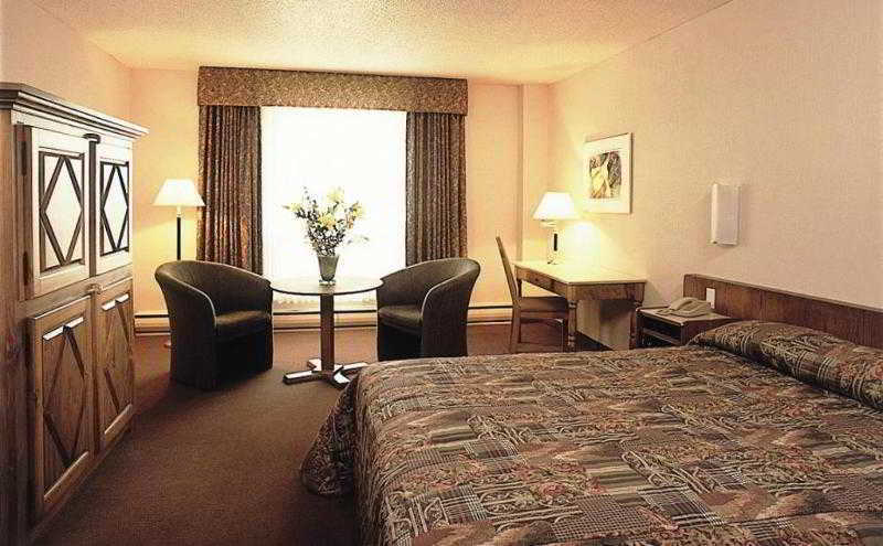 Hotels Gouverneur Римуски Экстерьер фото