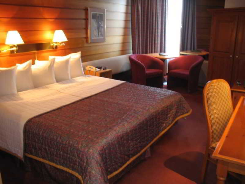 Hotels Gouverneur Римуски Экстерьер фото