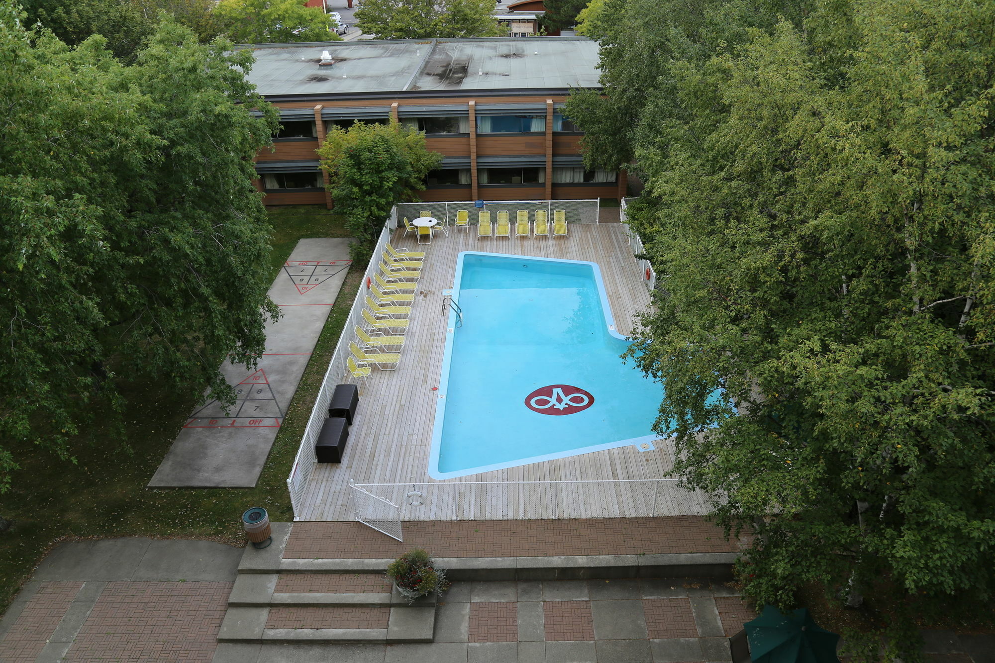 Hotels Gouverneur Римуски Экстерьер фото