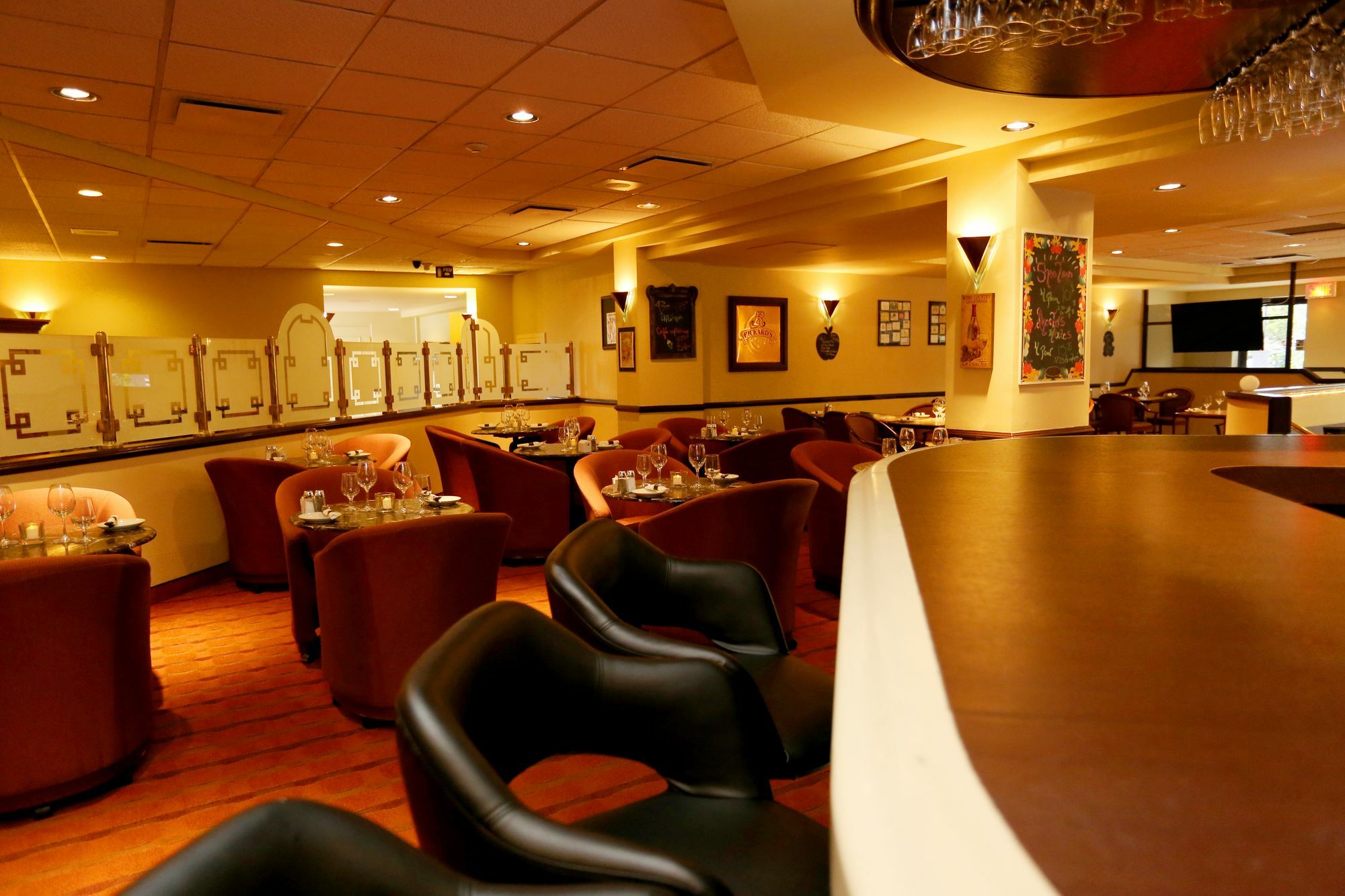 Hotels Gouverneur Римуски Экстерьер фото